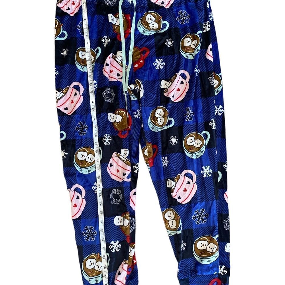 Women’s fleece winter hot chocolate cozy pajama pants - Picture 3 of 3